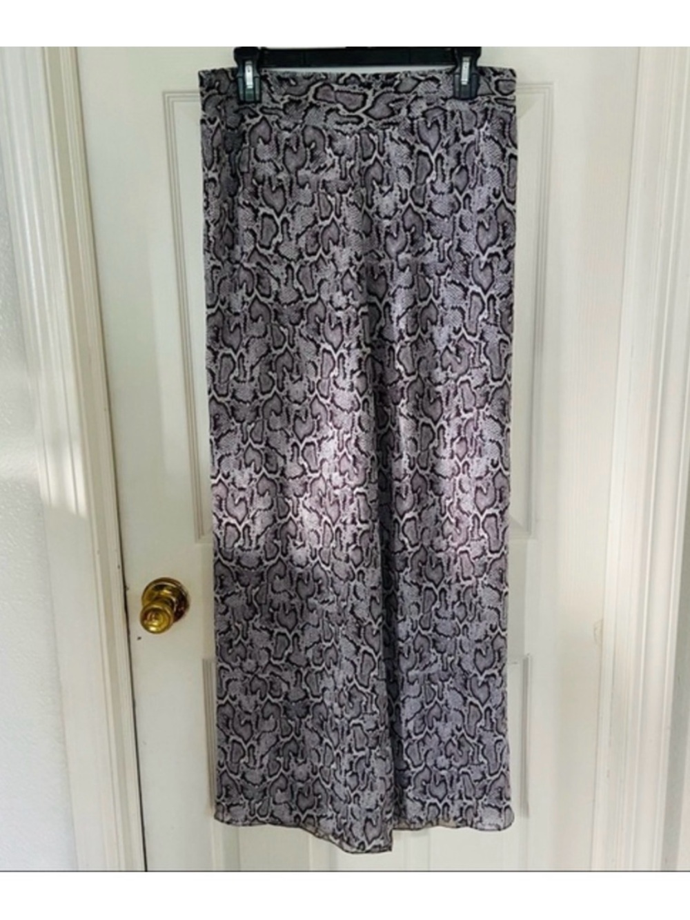 CACHE sheer snakeskin lightweight beach gray summer pants size 8